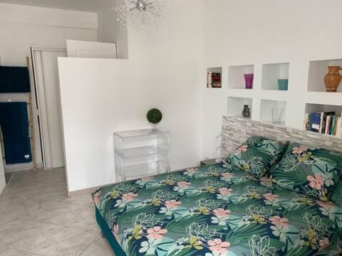 Cote Vieux Port Appartement Bastia (Corsica)